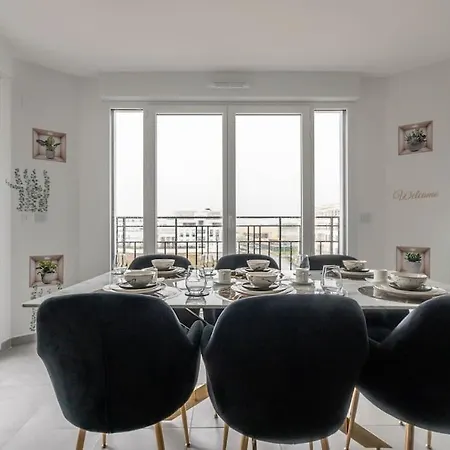 De A Paris - Pre Verson 1 シェシー